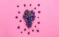 Black grapes nutrition facts 100g